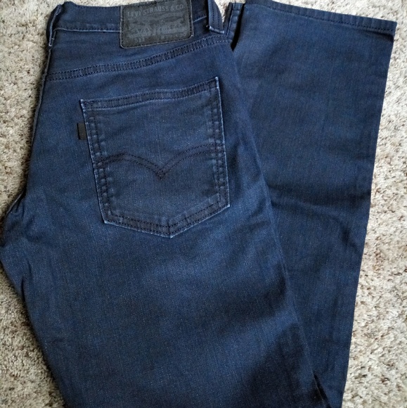 Levi's - Picture 1 of 1